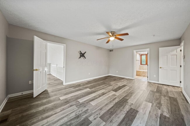 Building Photo - 1094 Farrington Dr