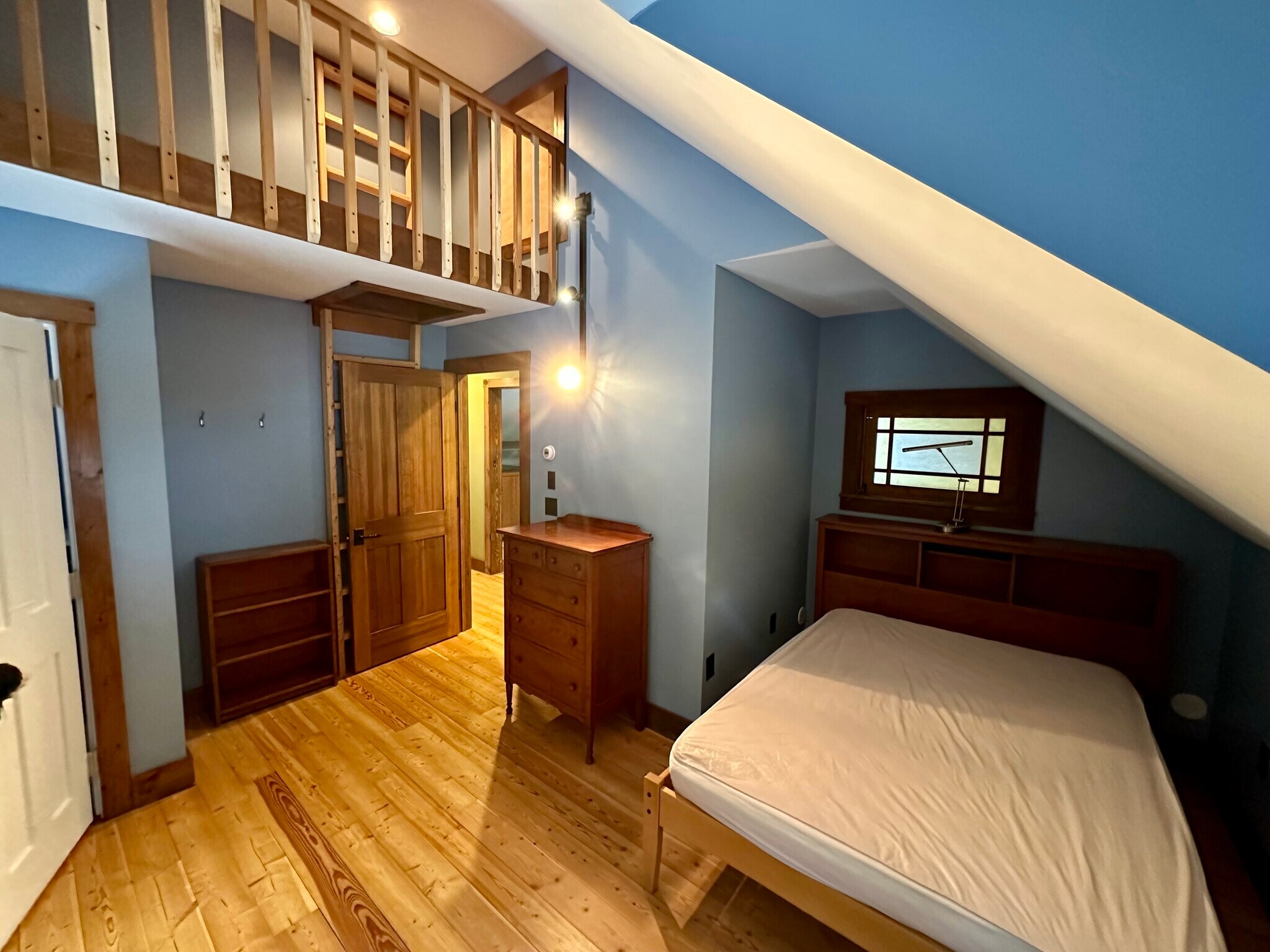 Building Photo - 475 Black Bear Holw