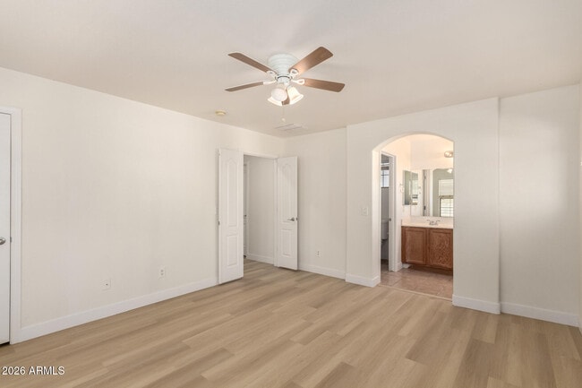 Building Photo - 4382 E Selena Dr