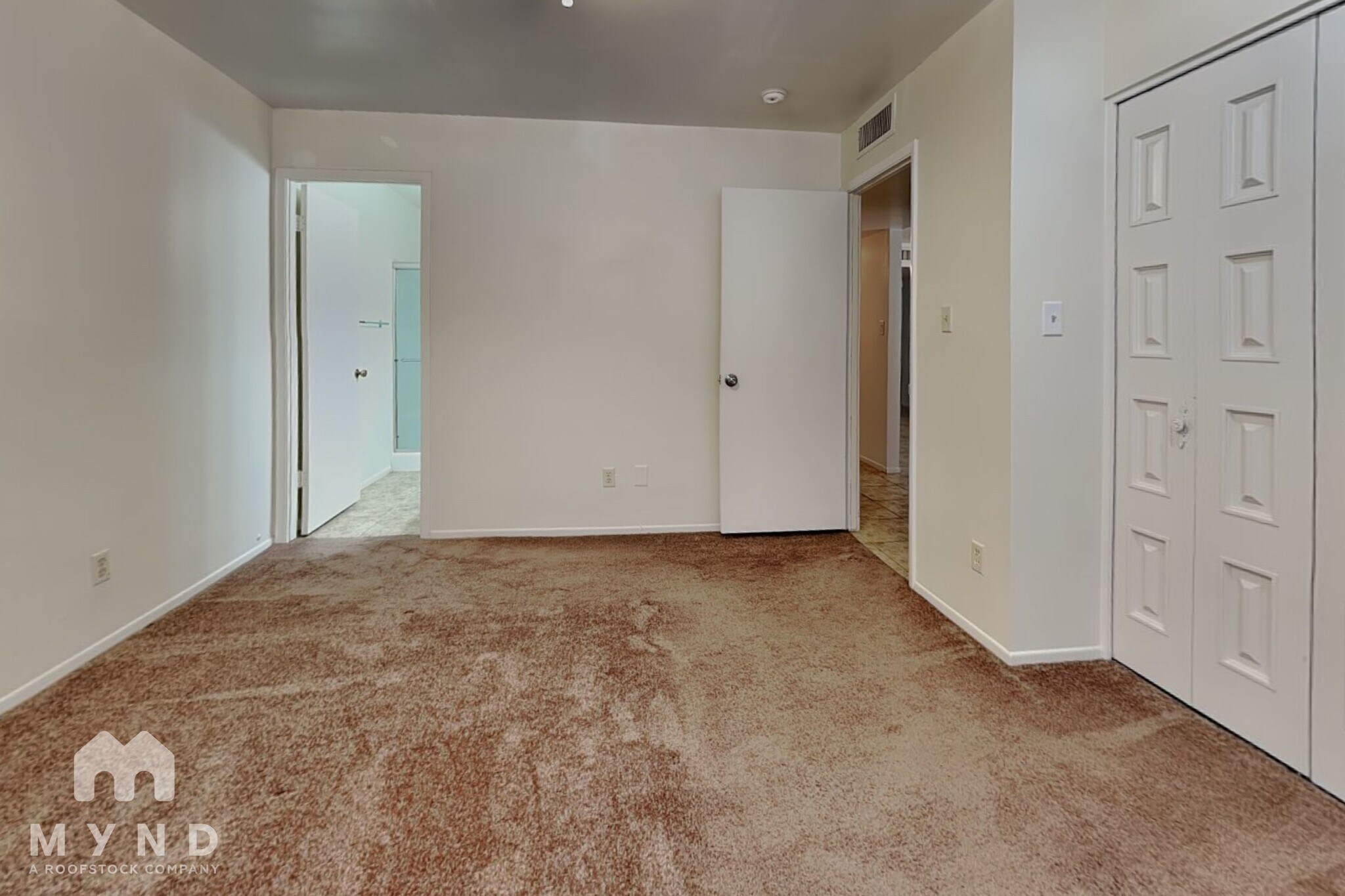 Building Photo - 5823 N 81st St