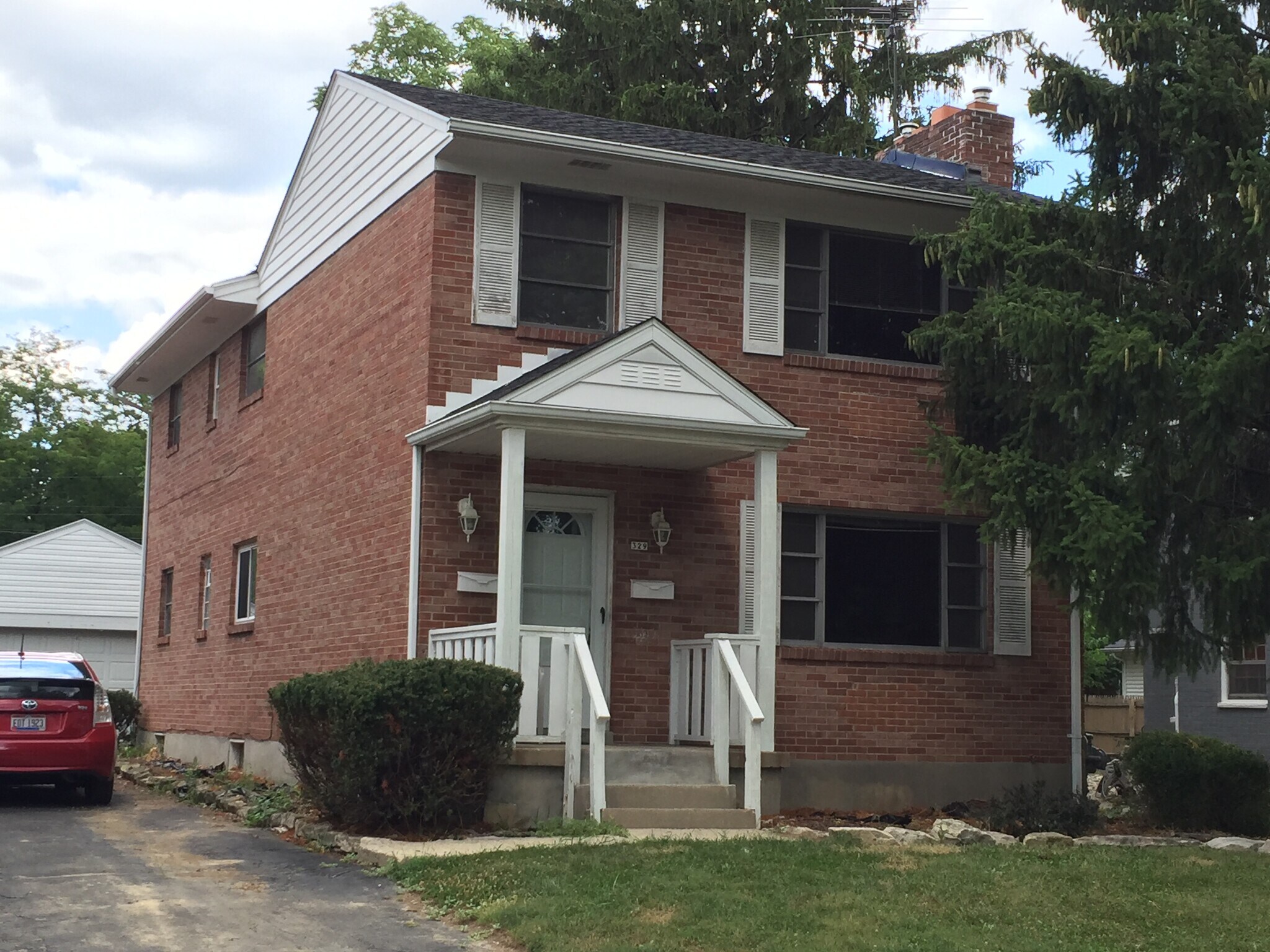 Beautiful brick 2-story, great location - 329 Telford Avenue