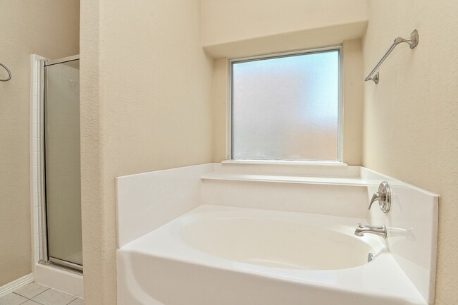 Building Photo - 719 Levi Bend