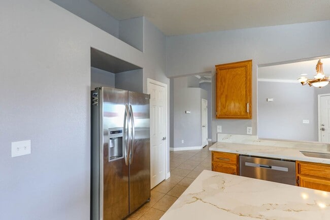 Building Photo - Beautifully Updated 3 Bedroom, Single Story North Las Vegas Home In Gated Community