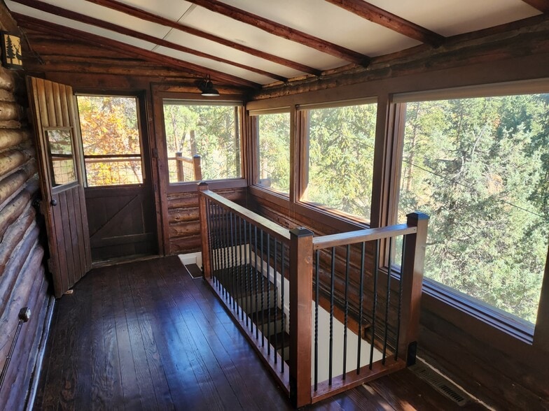 Sunroom - 20650 Seminole Rd