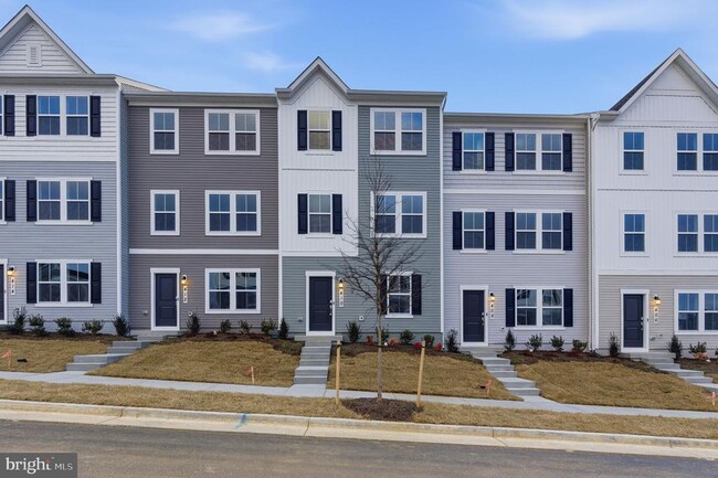 Building Photo - 410 18th Ave