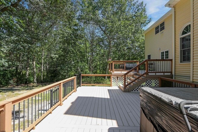 Building Photo - 113 Lighthouse Ln