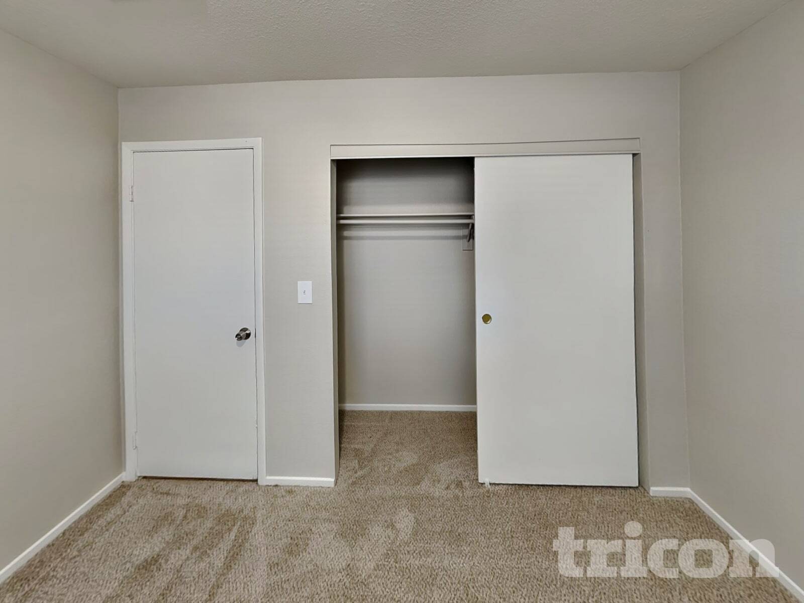 Building Photo - 5044 N Vista Del Rancho Way