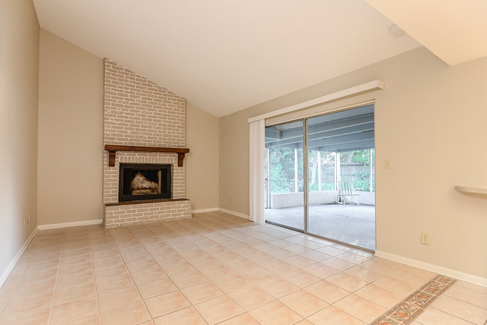 Building Photo - 16536 Forestlake Dr