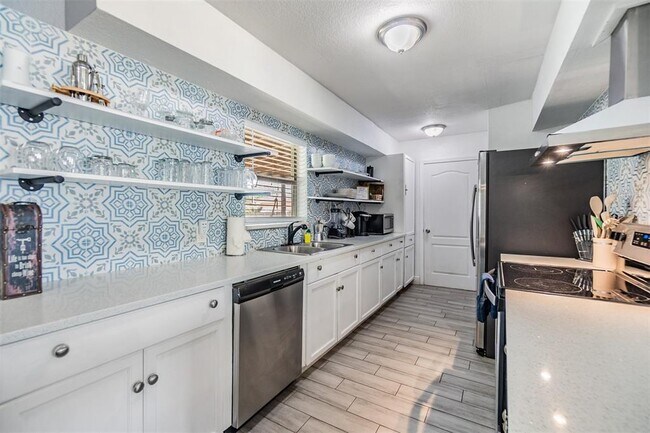 Building Photo - 4101 W Arch St