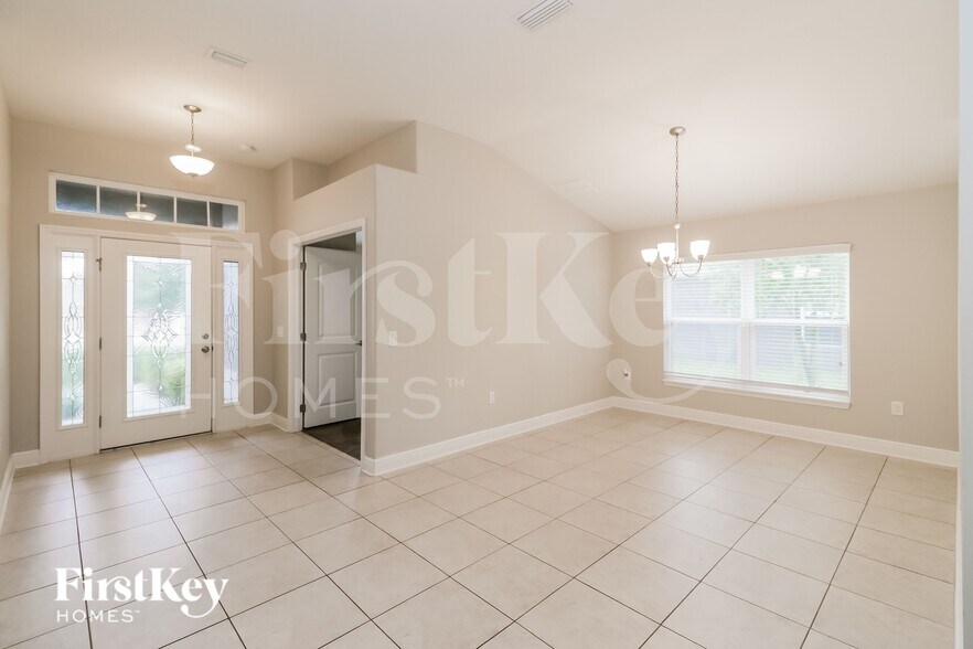 Building Photo - 13546 Niti Dr