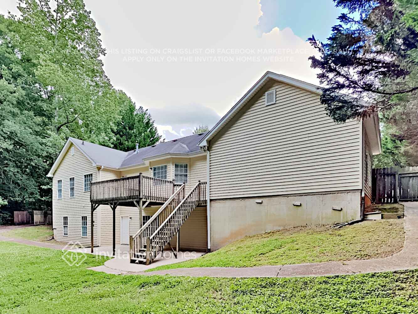 Building Photo - 7410 Morning Dew Dr