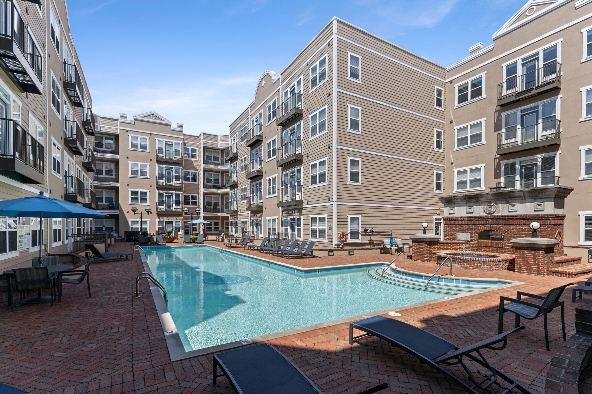 Building Photo - 3000 Vanderbilt Pl