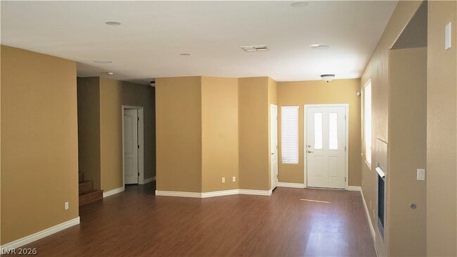 Building Photo - 2819 Dunnottar Ave