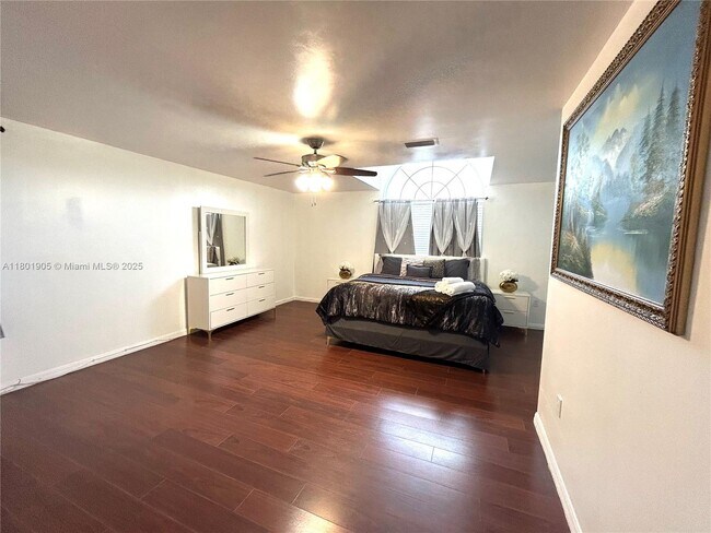 Building Photo - 1450 NW 129th Ave
