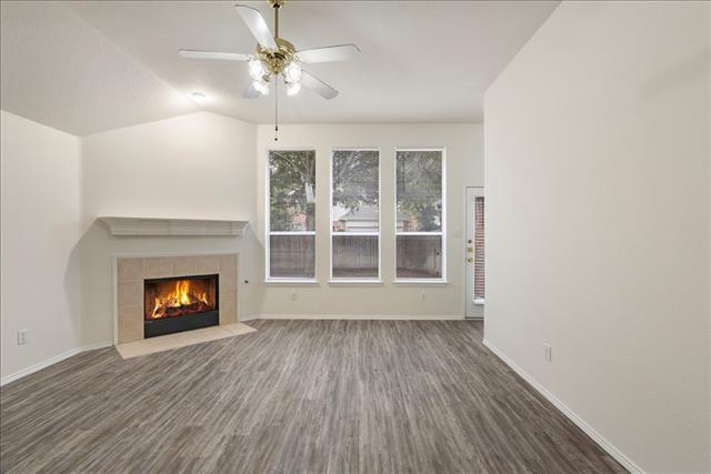 Building Photo - 7225 Chinquapin Dr