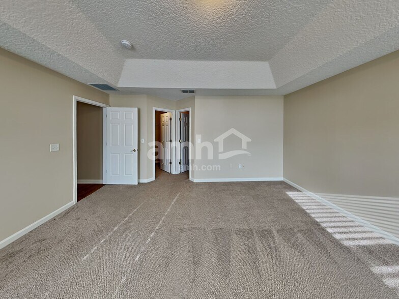 Building Photo - 1299 Highfield Ln