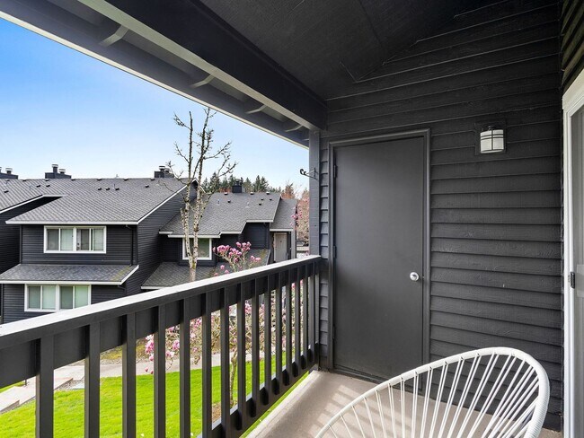 Building Photo - Updated Quiet 1-bedroom, 1-bath condo in the heart of Murrayhill