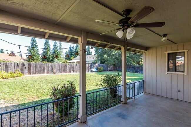 Building Photo - 4446 Tralee Ln