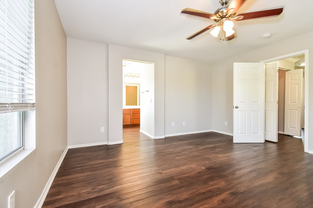 Building Photo - 6333 Blushing Willow St