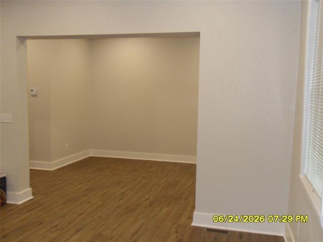 Building Photo - 401-403-403 W 4th St