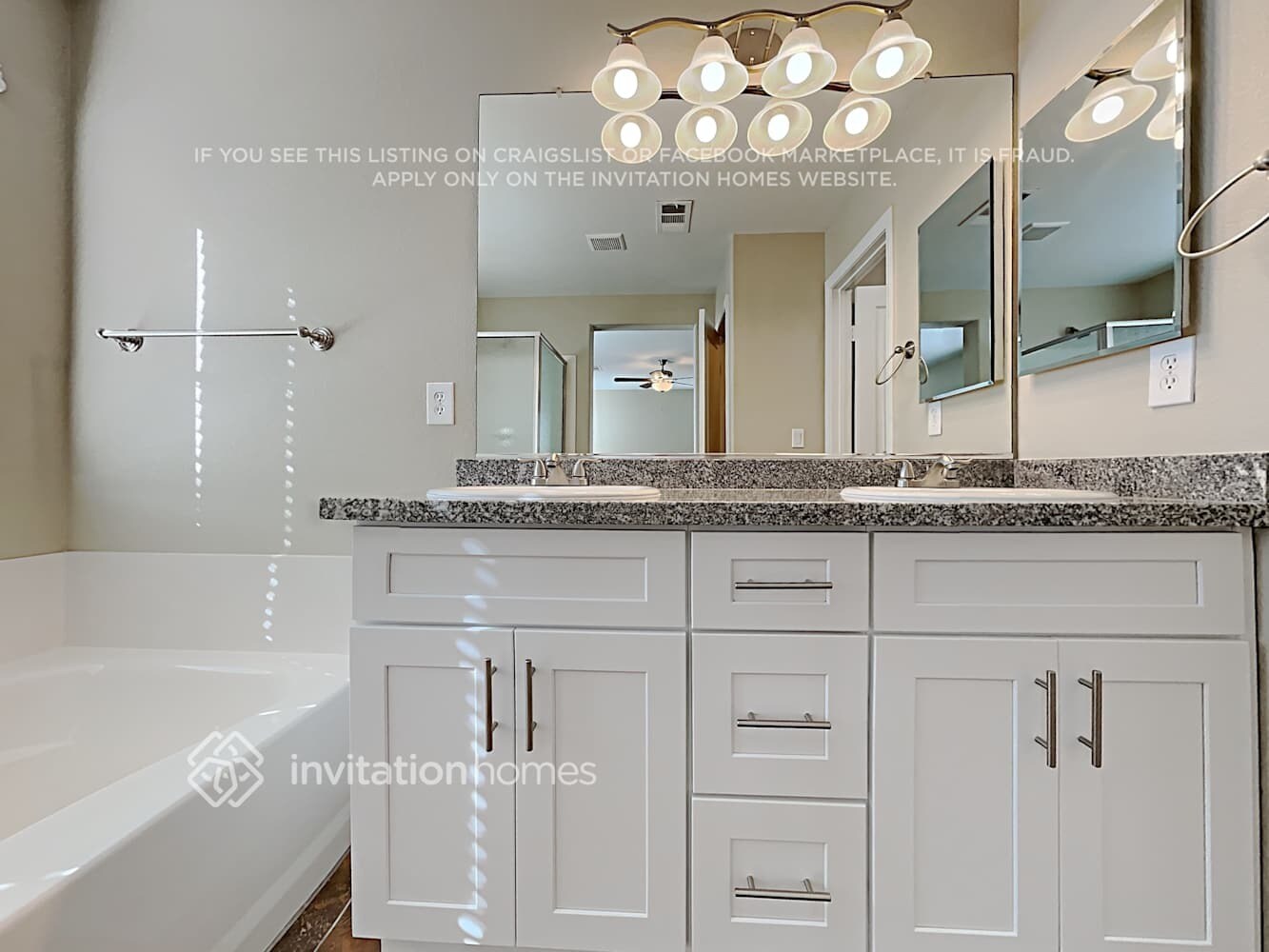 Building Photo - 9287 Alta Monte Ct