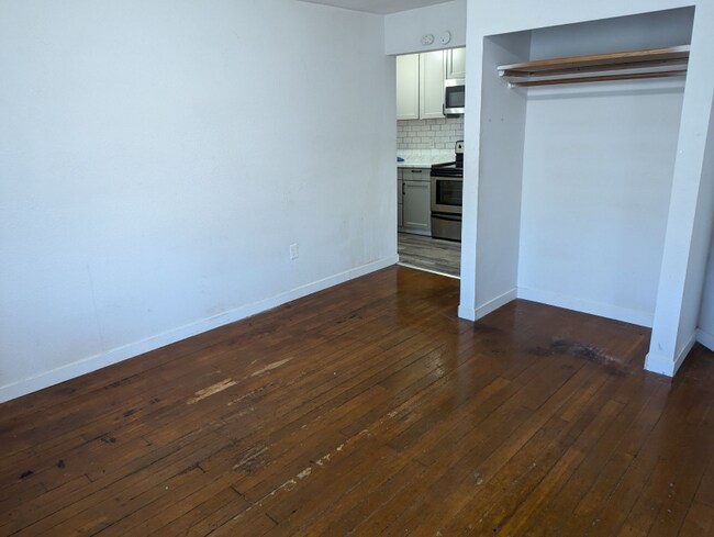 Building Photo - 269 NW Chehalis Ave