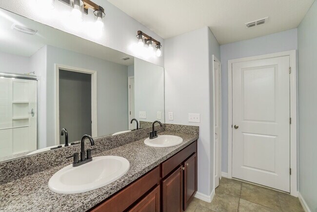 Building Photo - 3919 Kearsney Abbey Cir