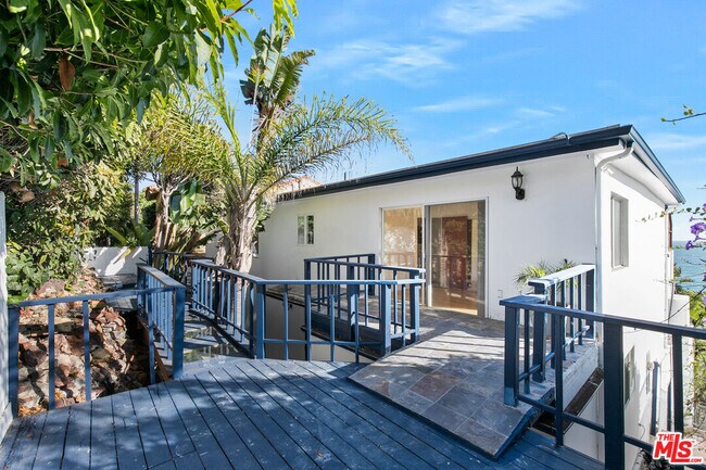 Building Photo - 17737 Porto Marina Way