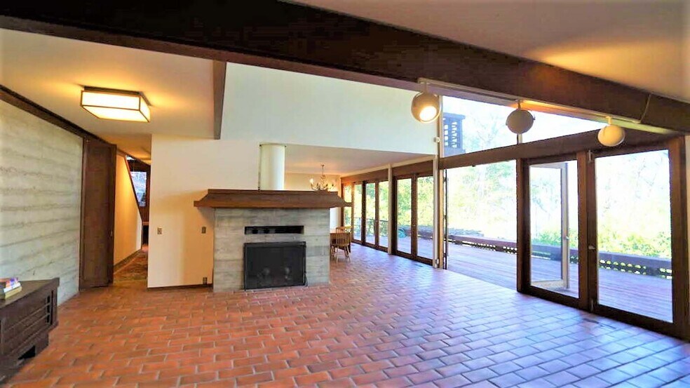 Building Photo - 3076 Buena Vista Way