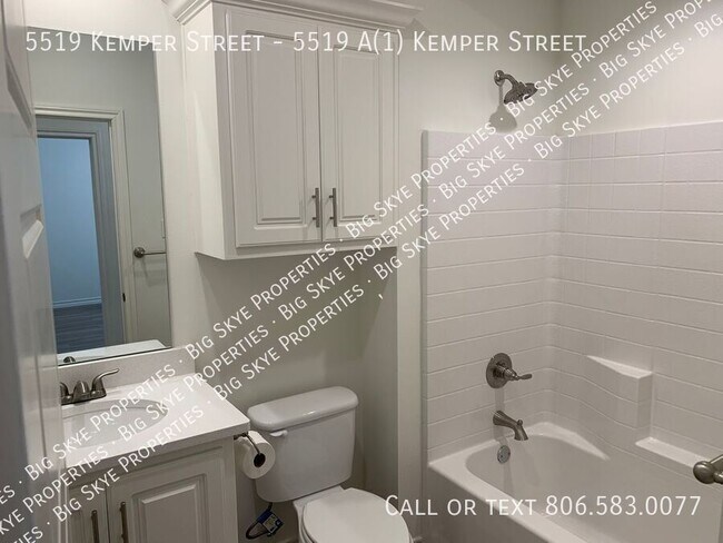 Building Photo - 5519 Kemper St