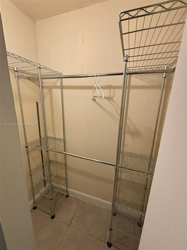 Building Photo - 3299 Bird Ave