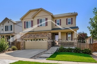 Building Photo - Spacious Home with Fenced Yard and Central AC