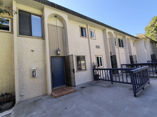 Building Photo - La Costa Casa Grande - Condo w/ Dual Maste...