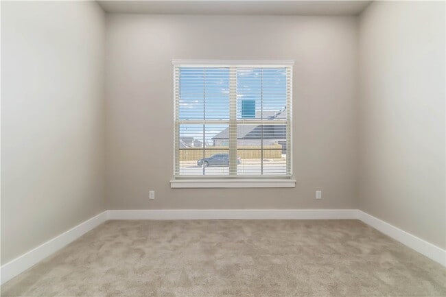 Building Photo - 500 Apollo Dr