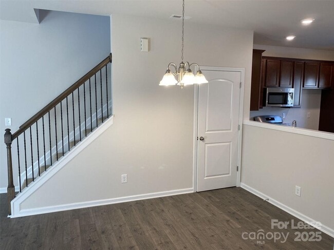 Building Photo - 7418 Sienna Heights Pl