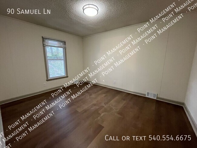 Building Photo - 90 Samuel Ln