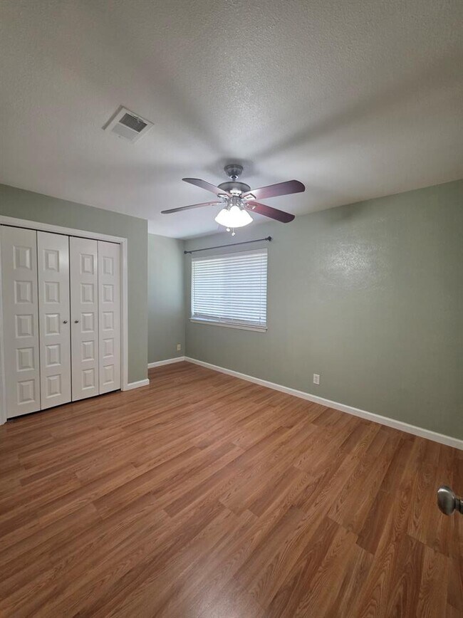 Building Photo - 3340 Clarksburg Dr