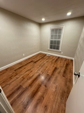 Building Photo - 1305 White Birch Ln
