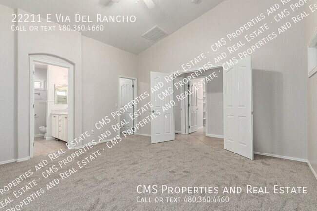 Building Photo - 22211 E Via del Rancho