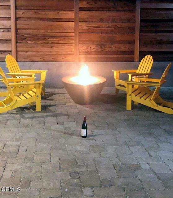 Building Photo - 1078 S Seaward Ave