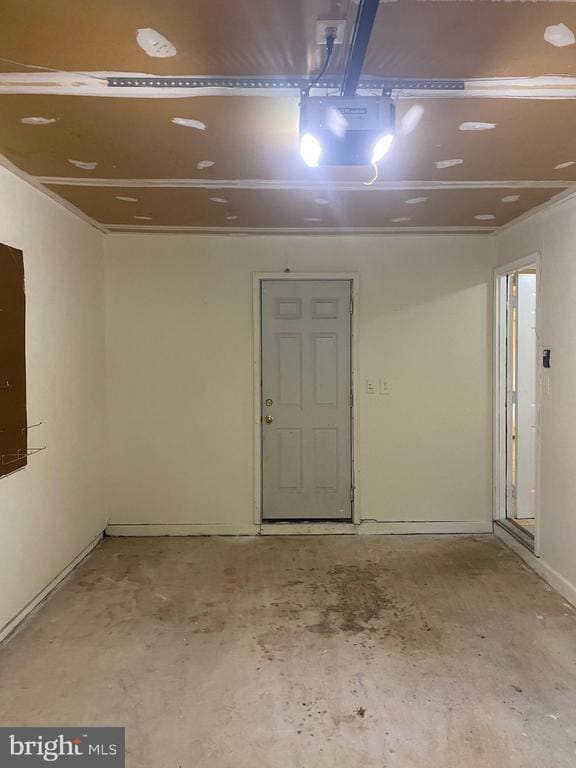 Building Photo - 5713 Wood Creek Ln