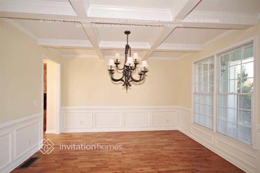 Building Photo - 2049 Mapmaker Dr NE