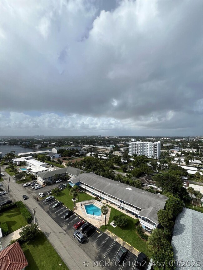 Building Photo - 1200 Hibiscus Ave