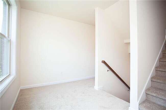 Building Photo - 4375 Almanor Cir