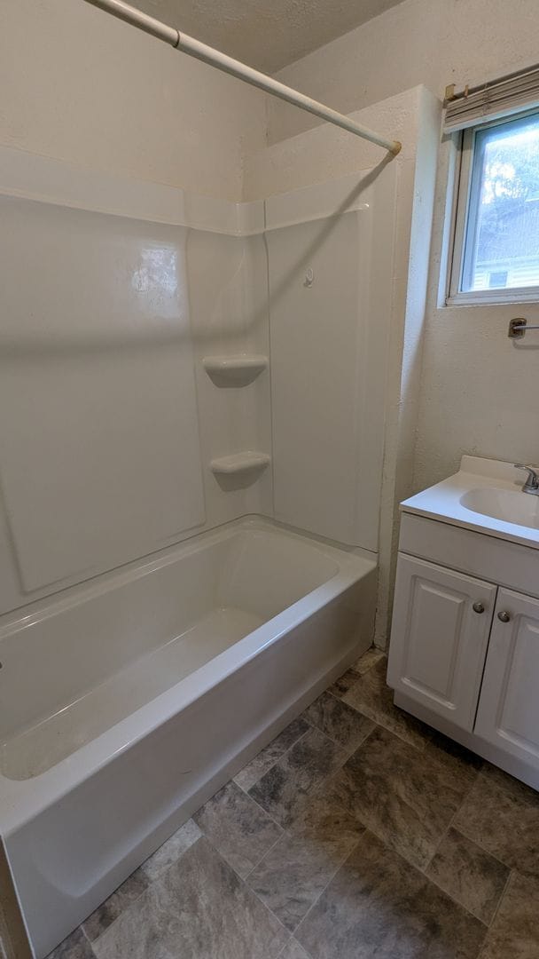 Building Photo - Charming two-bedroom, one-bath house in Canton