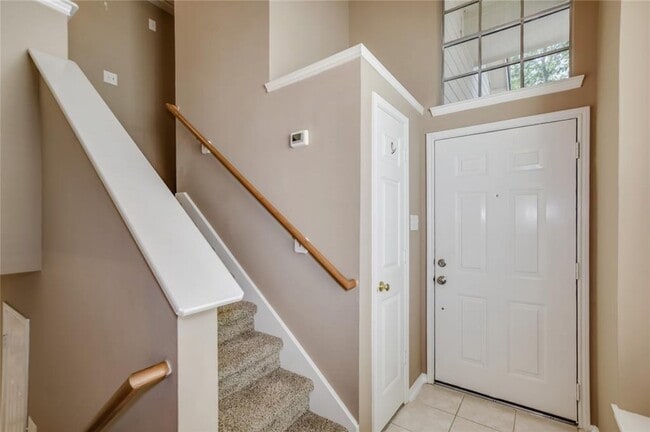 Building Photo - 51 Marble Rock Pl