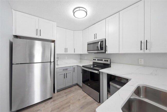 Building Photo - 631 Lake Marion Golf Resort