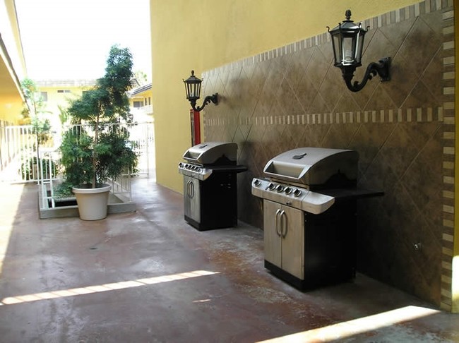 Grilling Area - Emerald Green Apartments