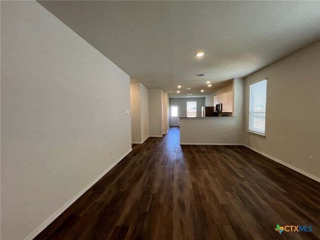 Building Photo - 753 Heartseed Ave