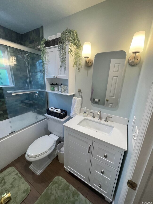 Building Photo - 250 Fair Harbor Dr